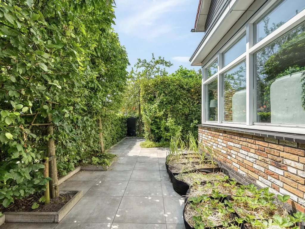 Pols-akker 20, BARENDRECHT