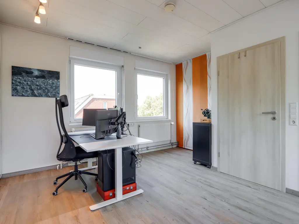Lindholm 241, HOOFDDORP