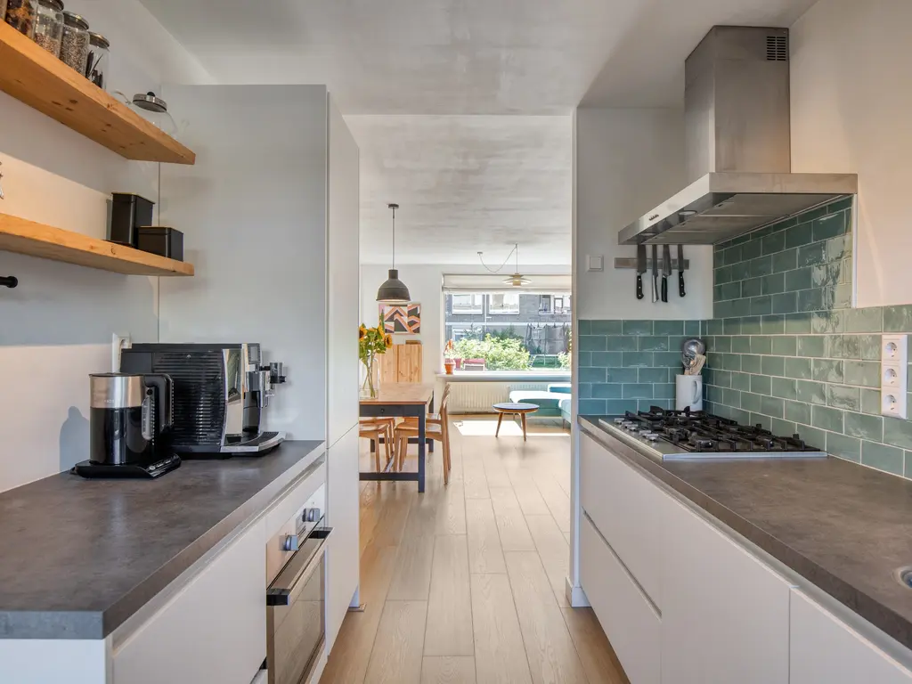Debussystraat 27, Leiden