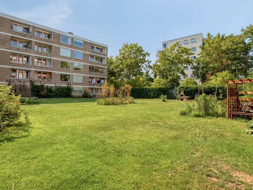 Debussystraat 27, Leiden