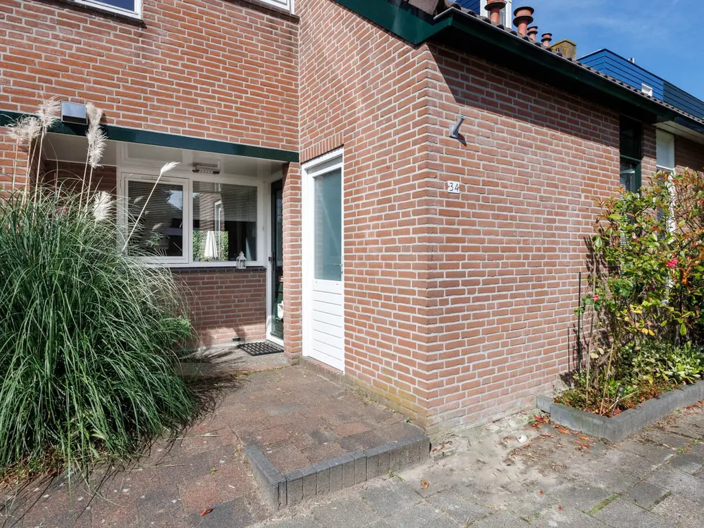 Lisdoddekreek 34, Leiderdorp