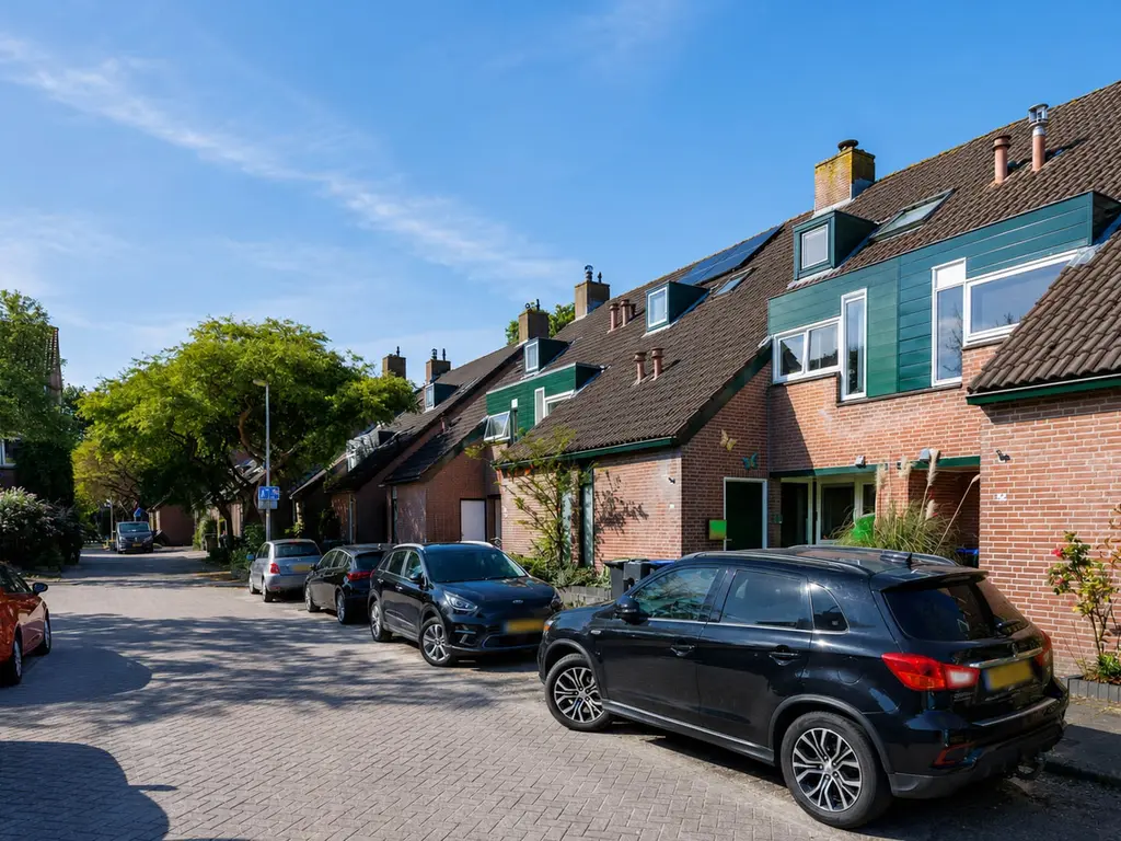 Lisdoddekreek 34, Leiderdorp