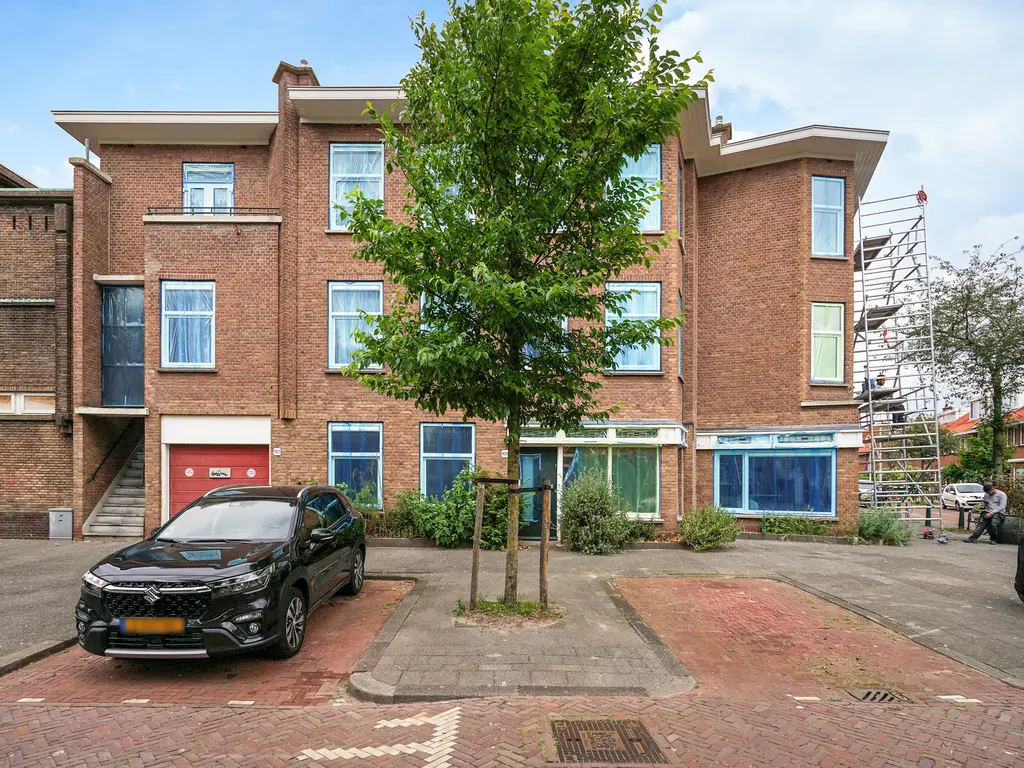 Rosseelsstraat 105, Den Haag