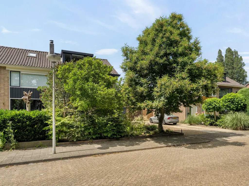 Maasstraat 10, BARENDRECHT