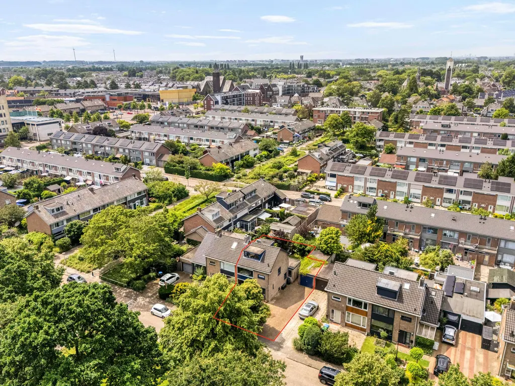 Maasstraat 10, BARENDRECHT