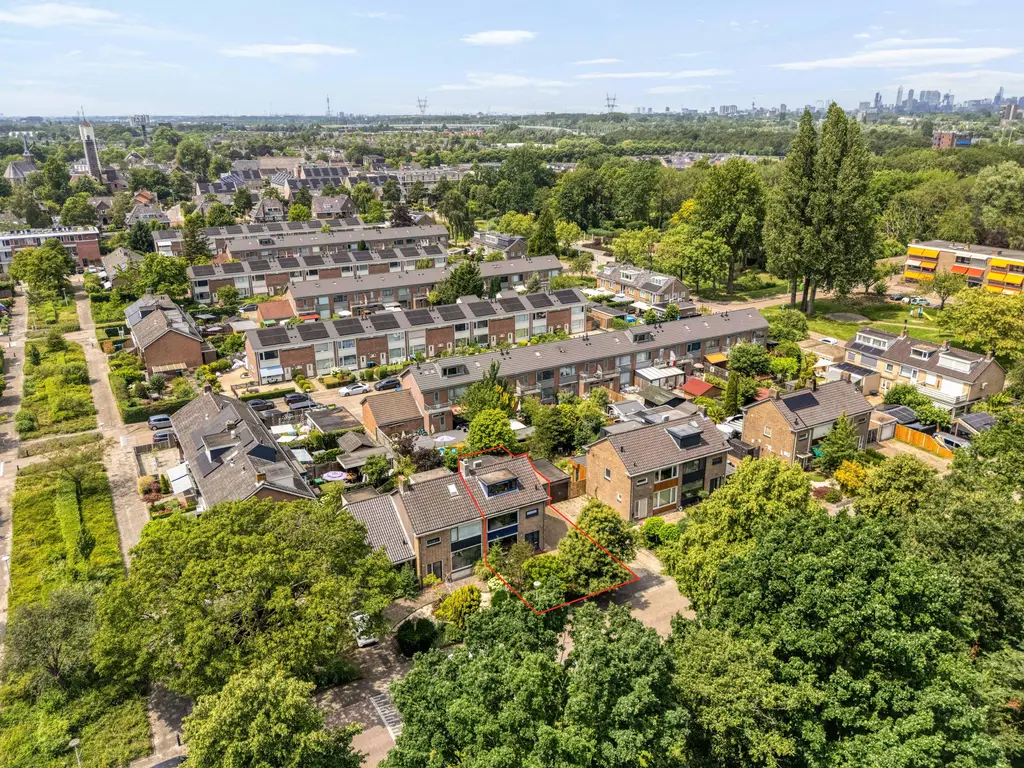 Maasstraat 10, BARENDRECHT