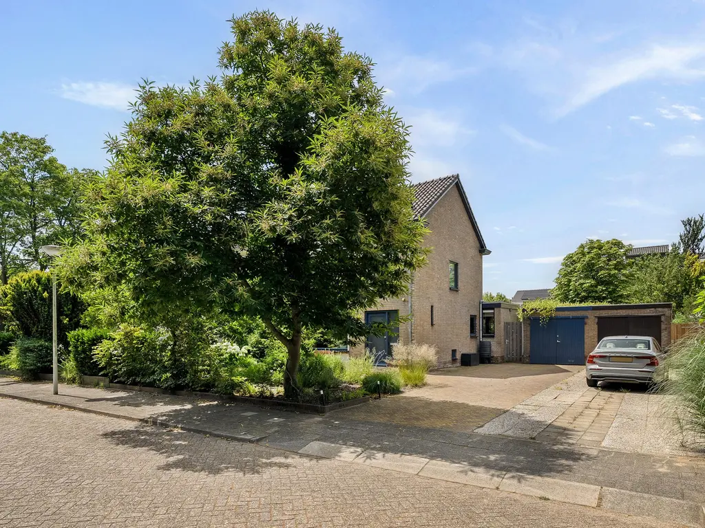 Maasstraat 10, BARENDRECHT