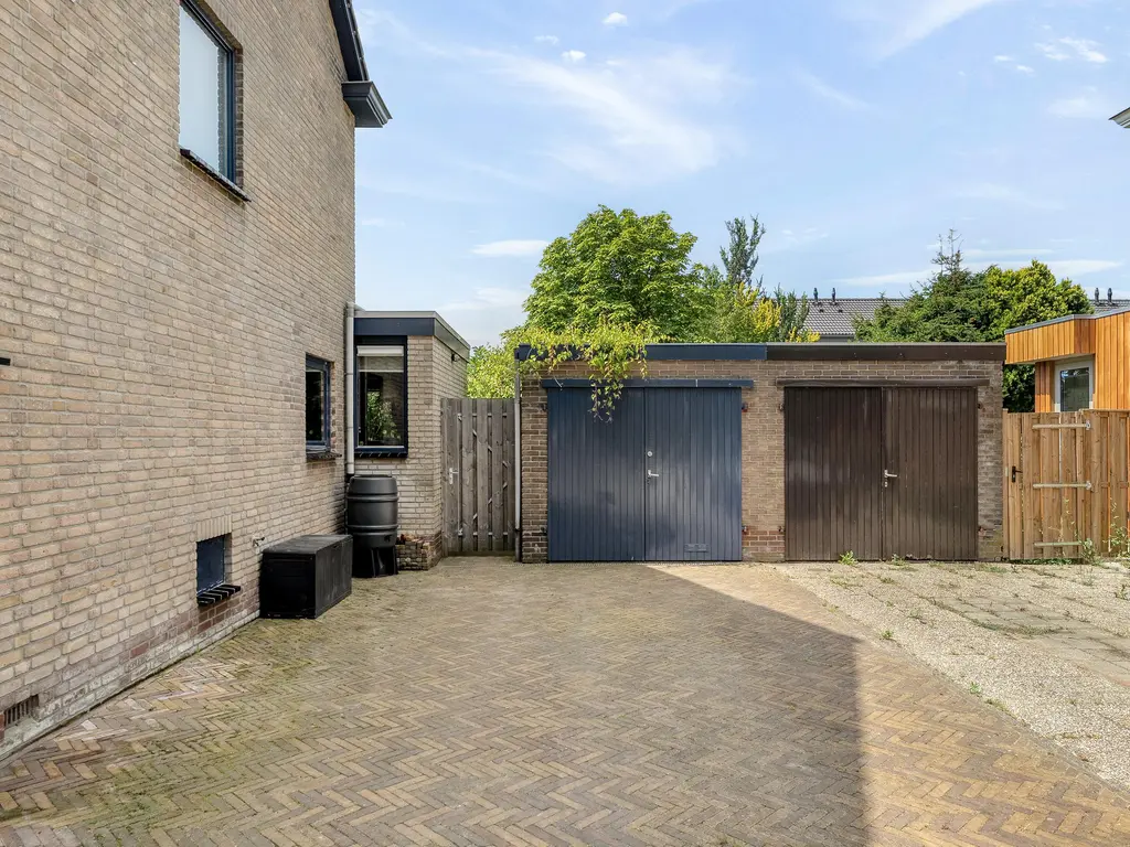 Maasstraat 10, BARENDRECHT