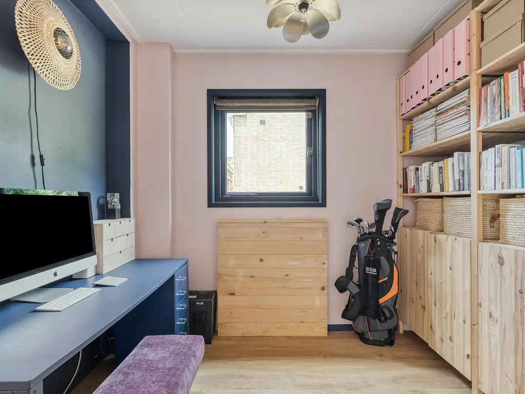 Maasstraat 10, BARENDRECHT