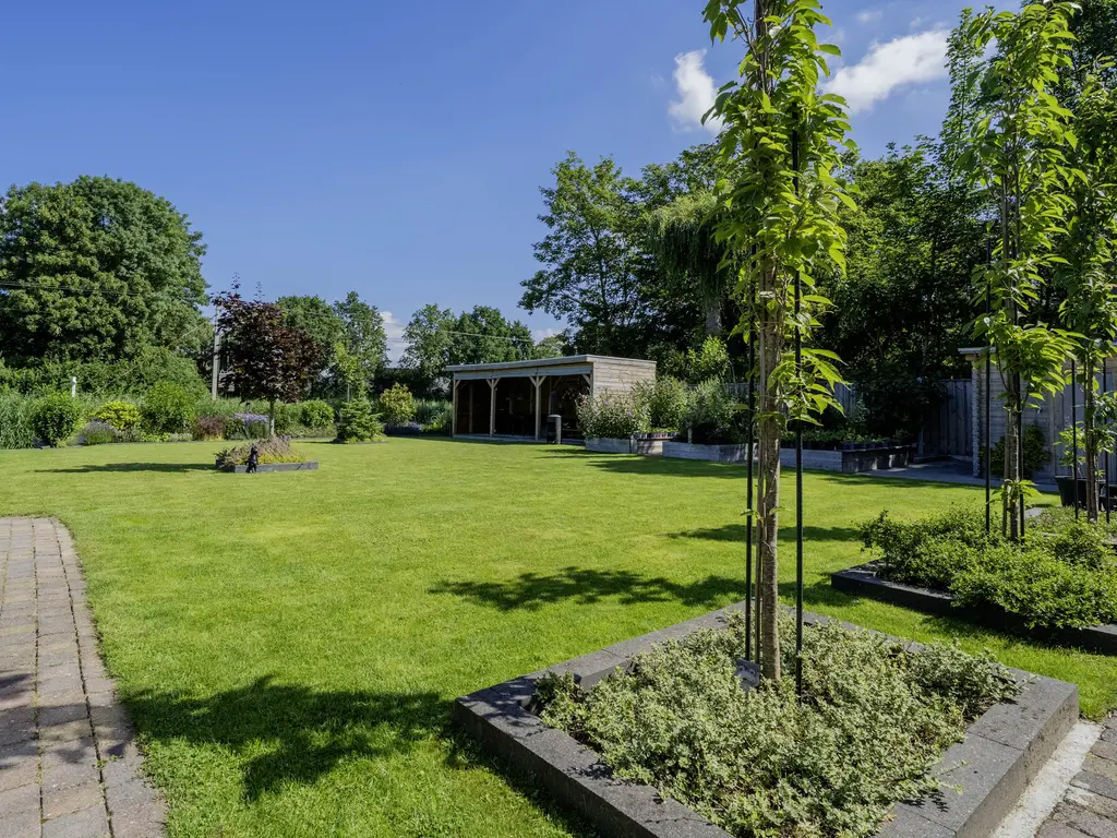 van Santenlaan 20, HEERHUGOWAARD