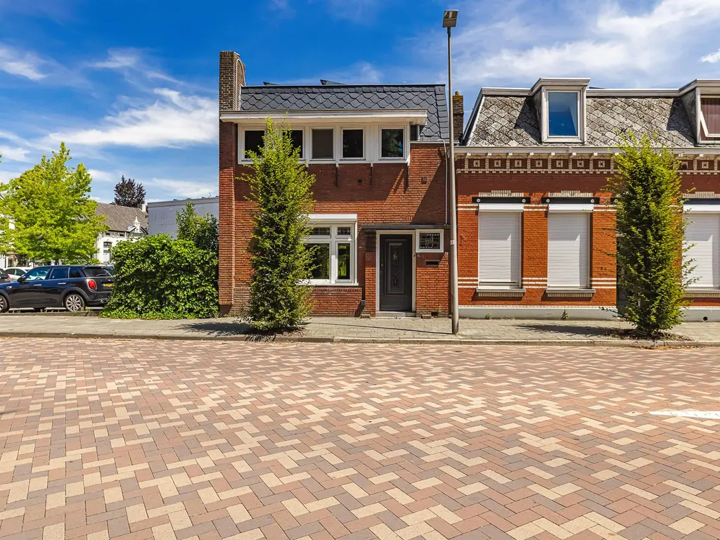 Stationsstraat 1, OUDENBOSCH