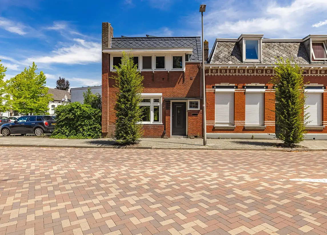 Stationsstraat 1