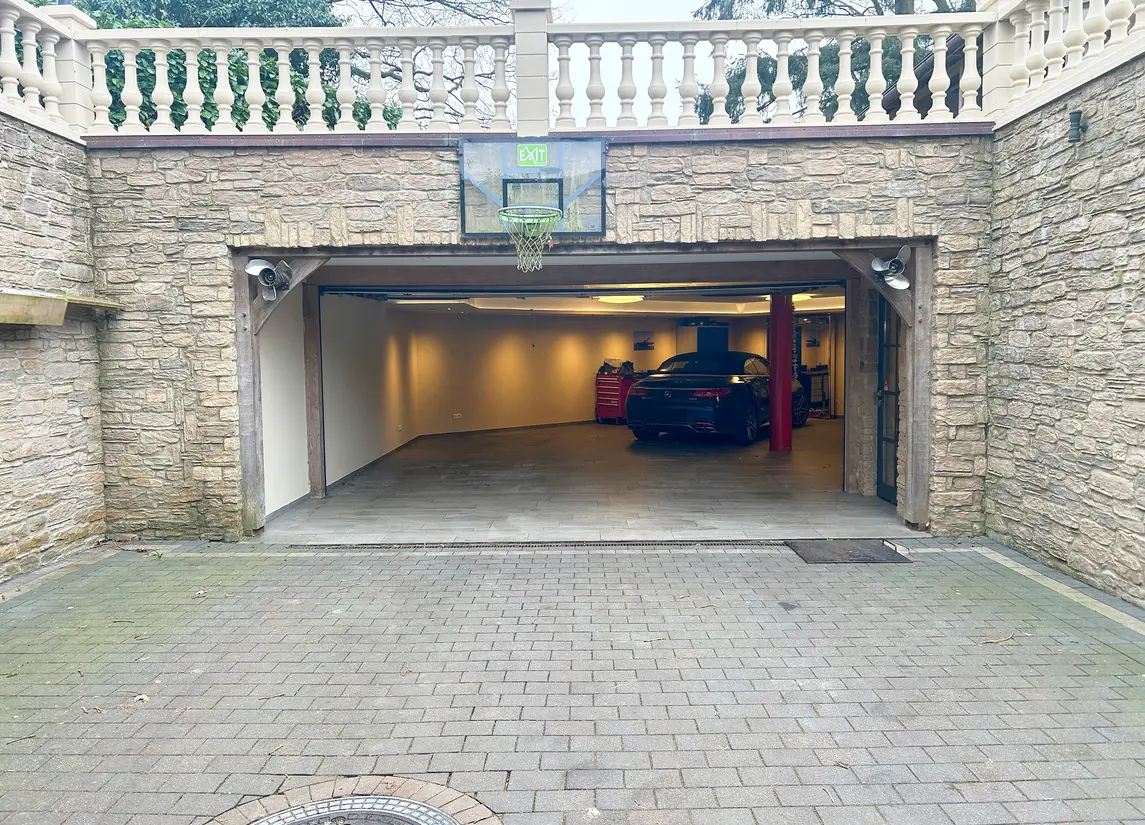 Bookesch 28
