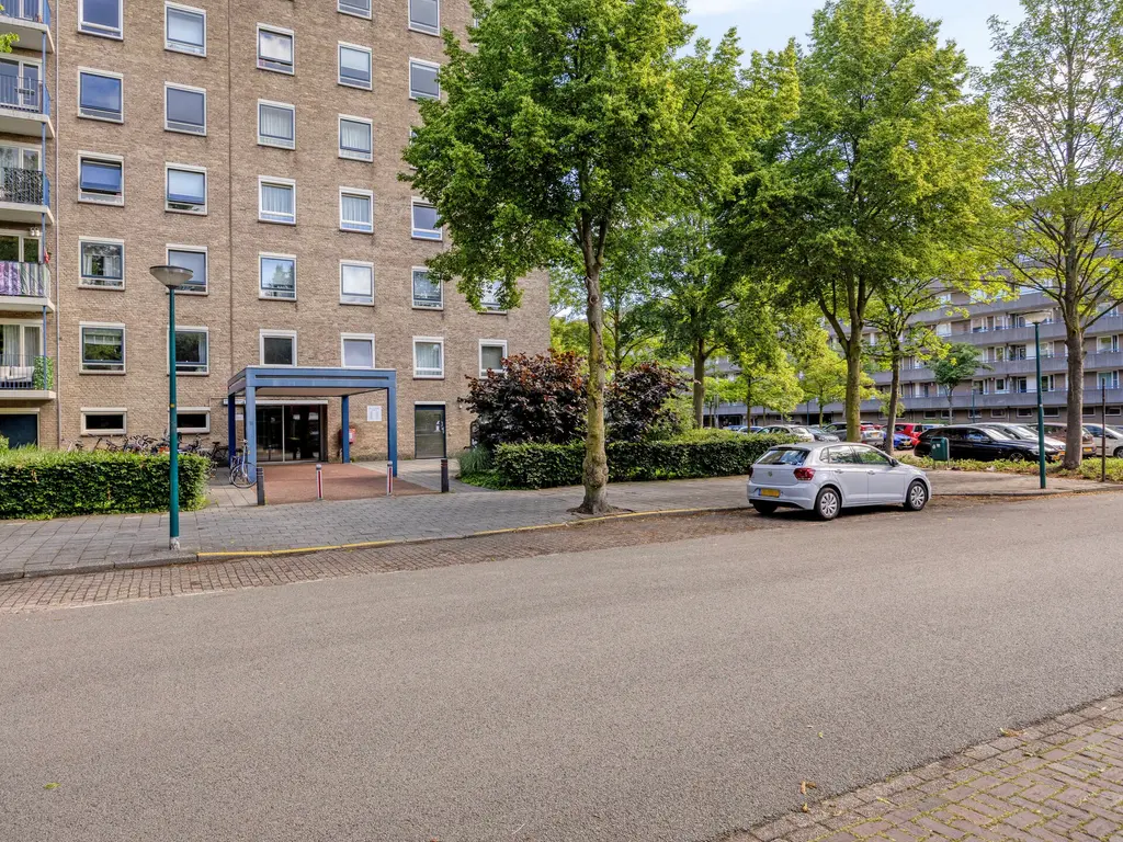 Aert van Neslaan 411, Oegstgeest