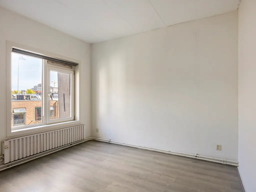 Hogewoerd 102B, Leiden