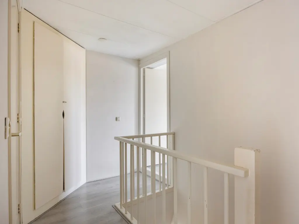 Hogewoerd 102B, Leiden