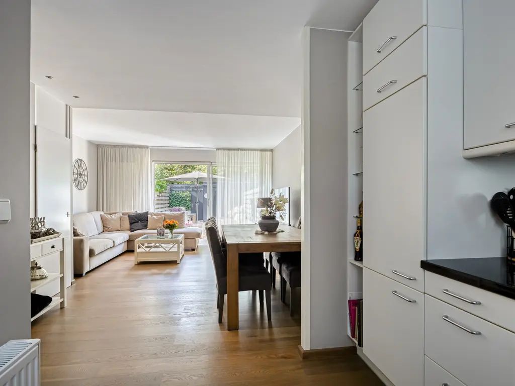 Lemsteraakwerf 5, Leiden