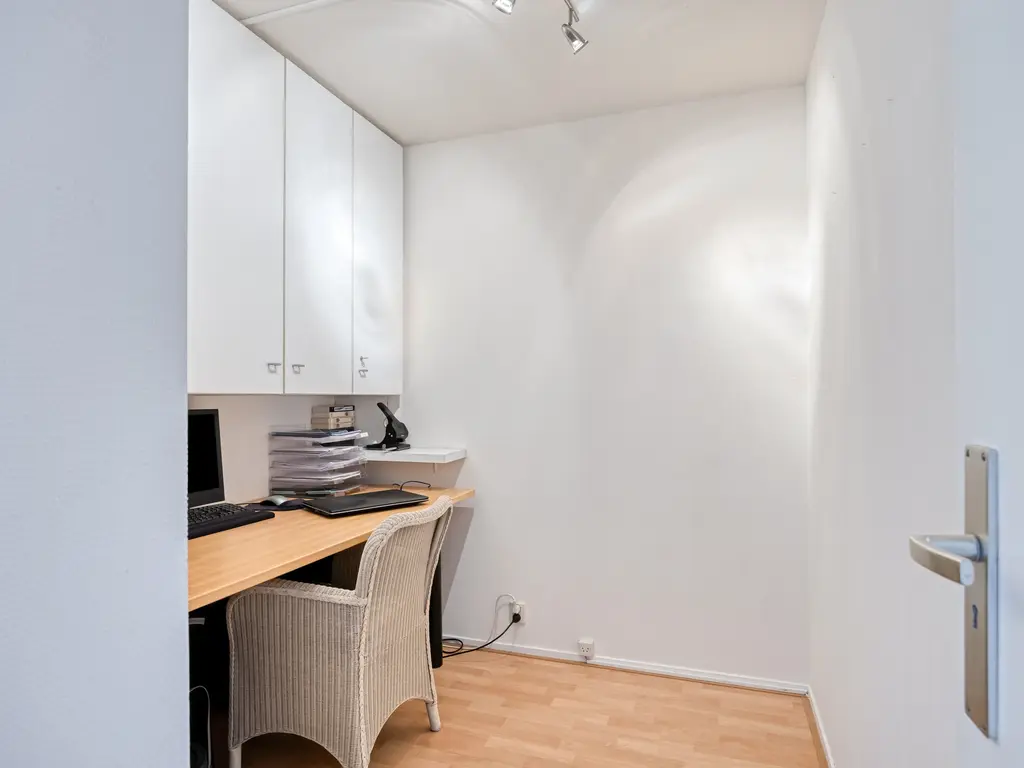 Lemsteraakwerf 5, Leiden