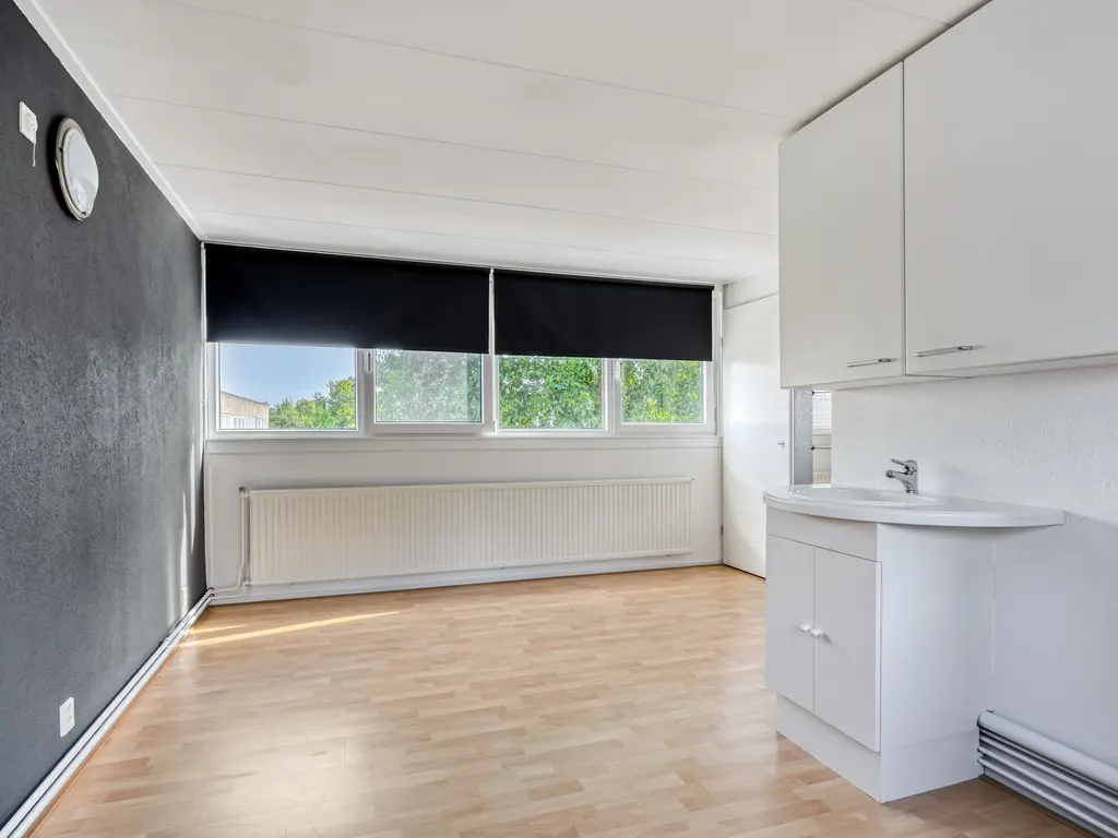 Lemsteraakwerf 5, Leiden