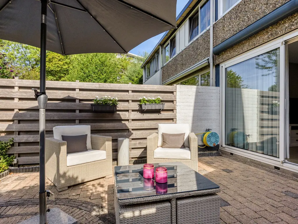 Lemsteraakwerf 5, Leiden