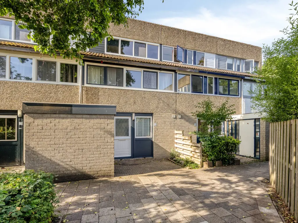 Lemsteraakwerf 5, Leiden