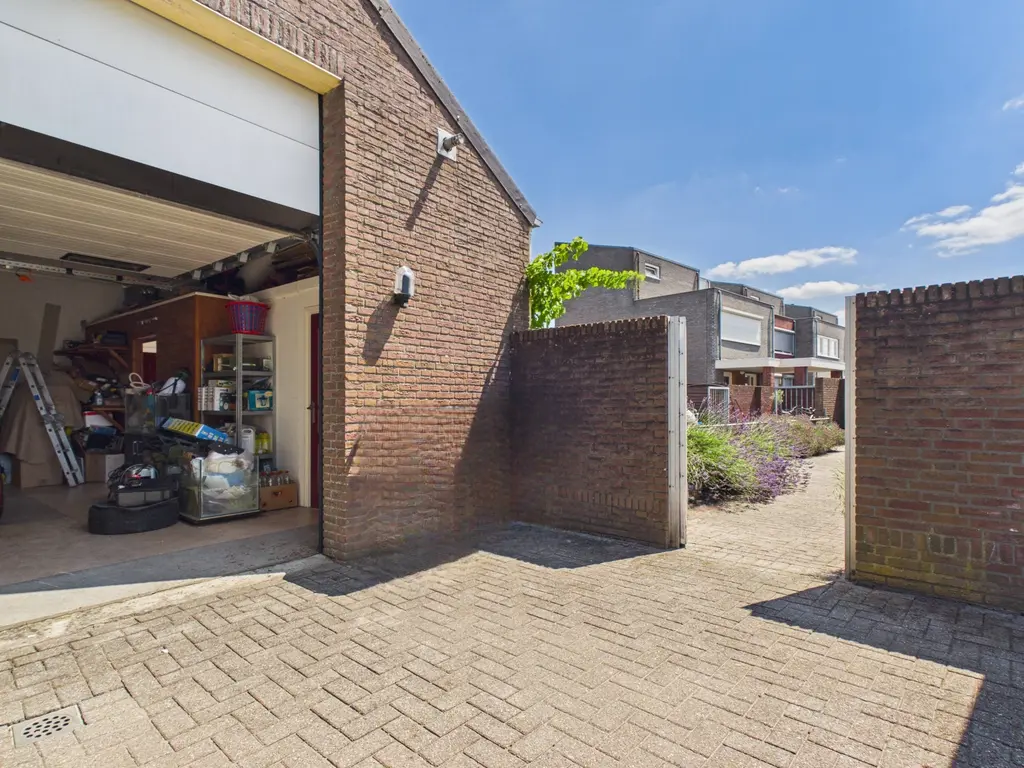 Noorderstraat 76, Sprundel