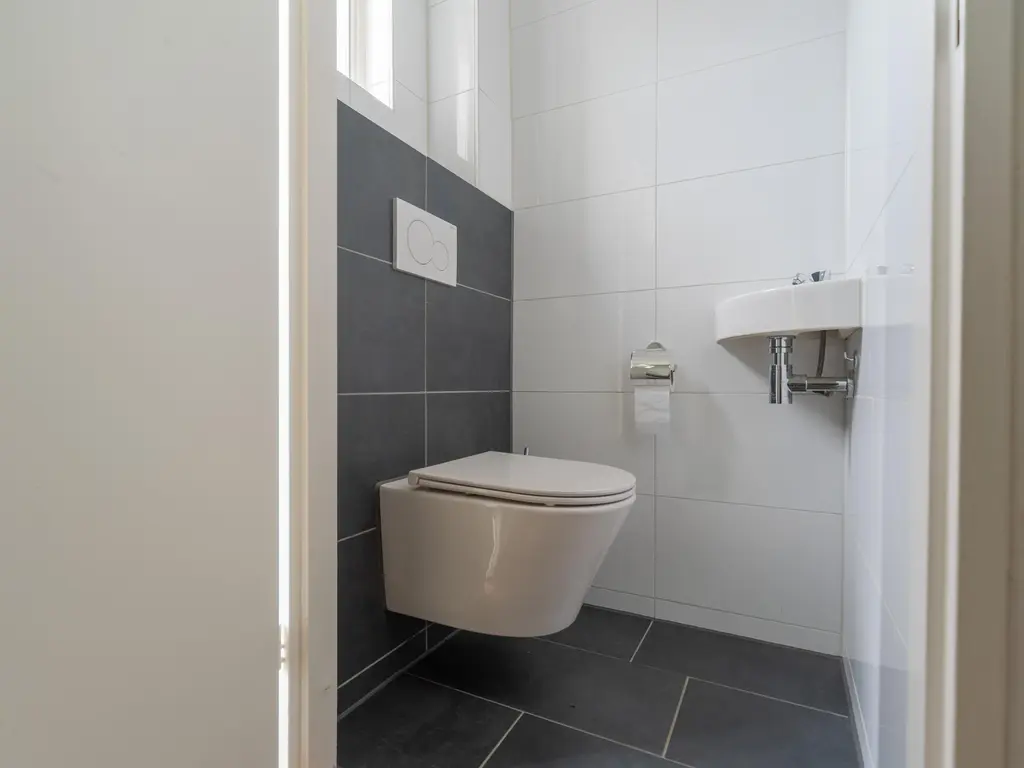 Burgemeester Honijkstr 7, VENHUIZEN
