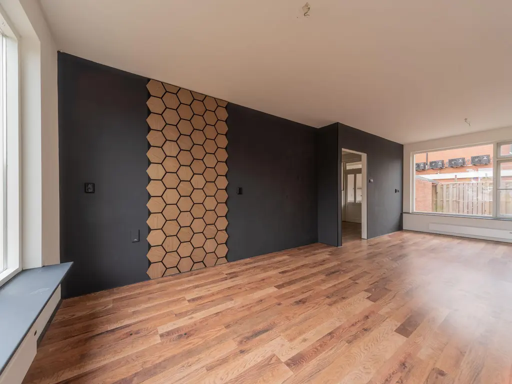 Burgemeester Honijkstr 7, VENHUIZEN