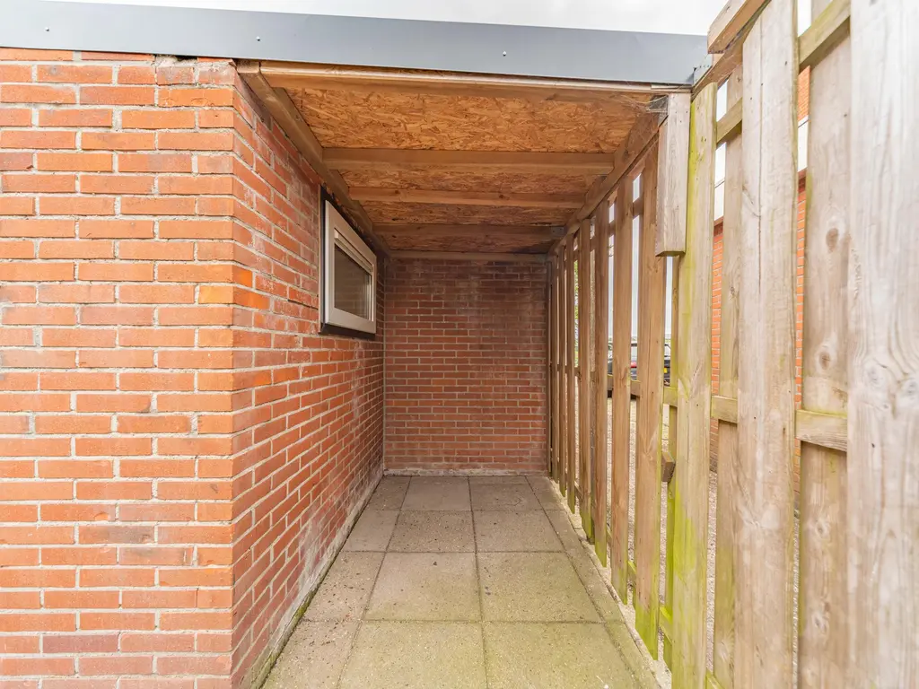 Burgemeester Honijkstr 7, VENHUIZEN