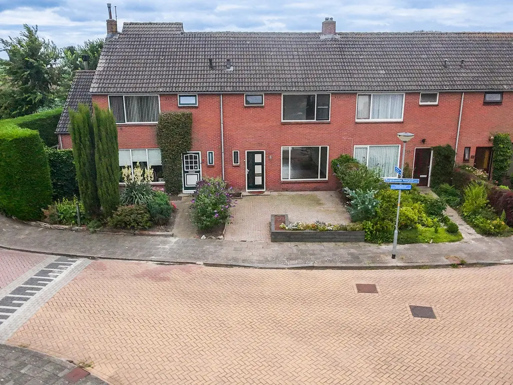 Burgemeester Honijkstr 7, VENHUIZEN
