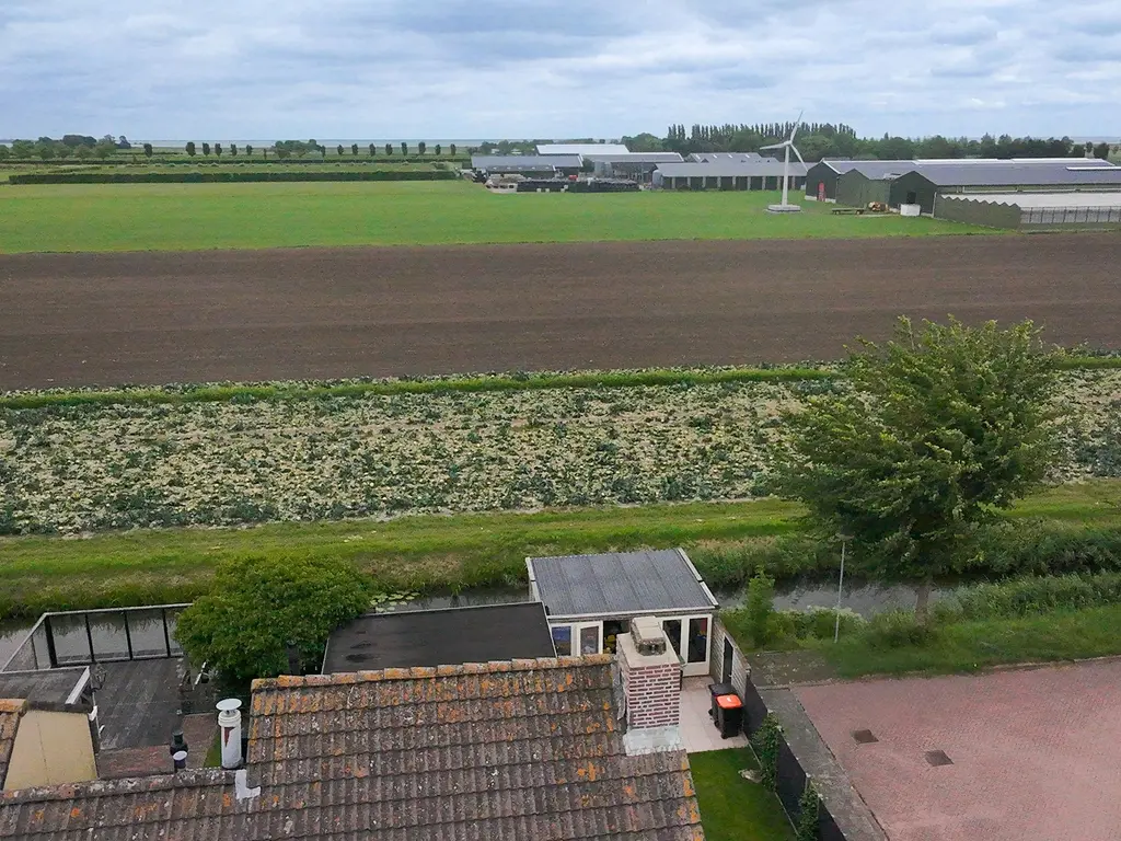 Burgemeester Honijkstr 7, VENHUIZEN
