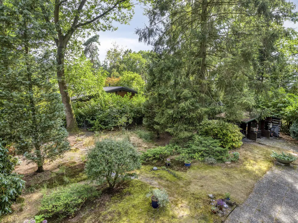 De Stille Wille 132, OOST WEST EN MIDDELBEERS