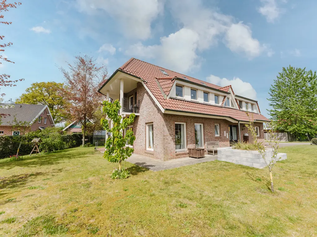 Hauptstraße 14  , Laar