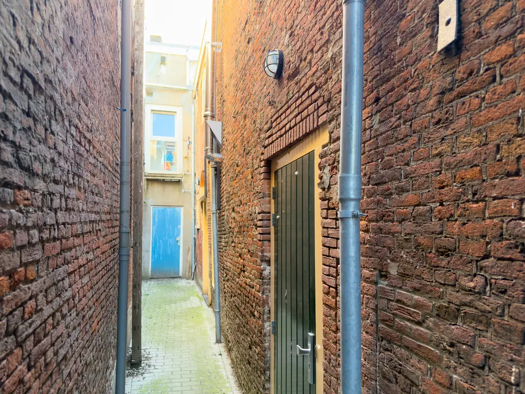 Apothekersdijk 12A, Leiden