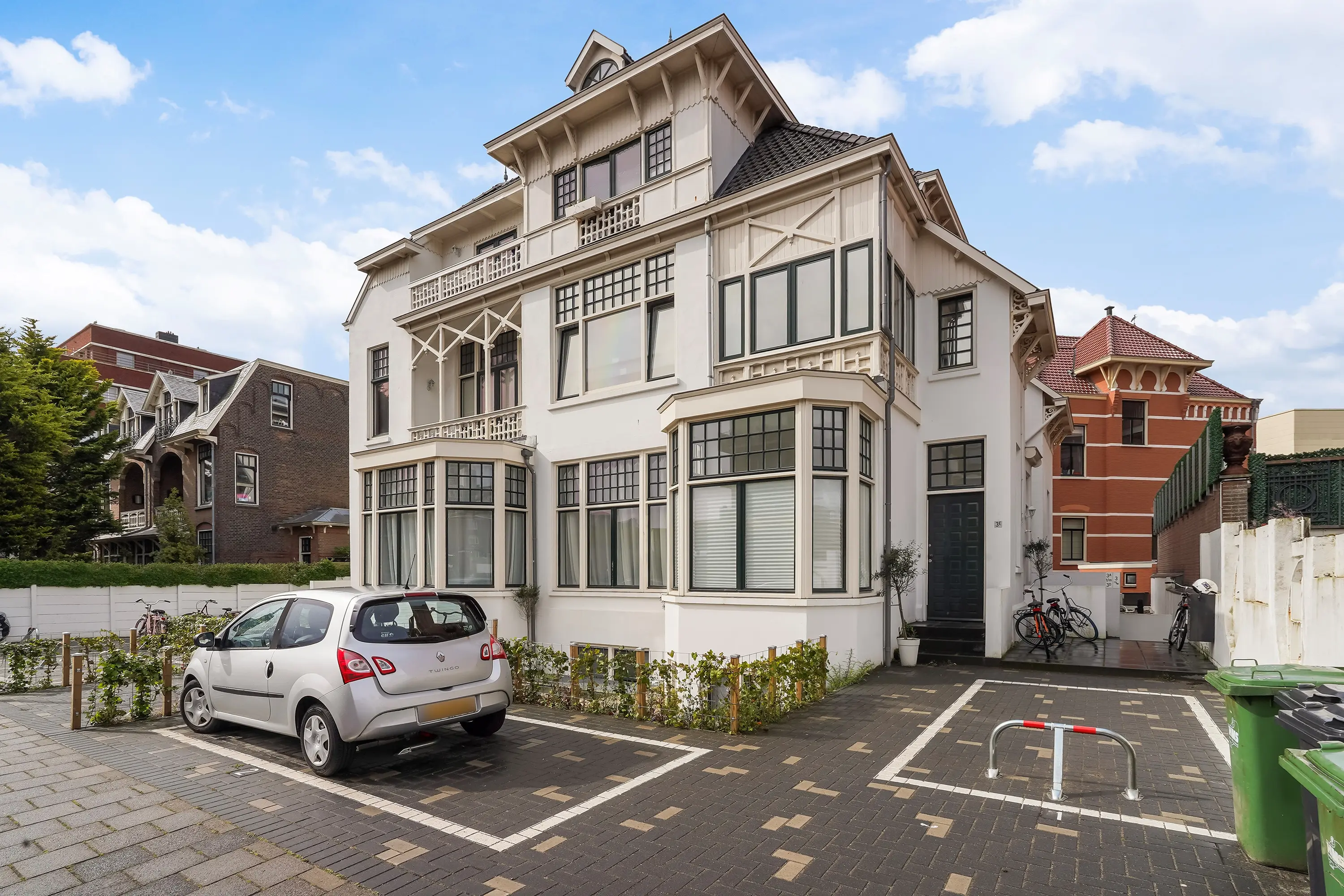 Badhuisweg 3A