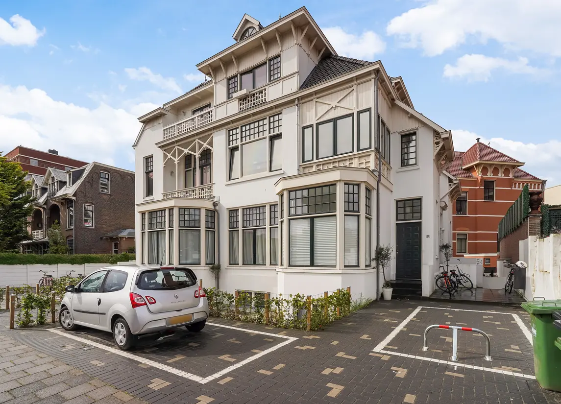 Badhuisweg 3A