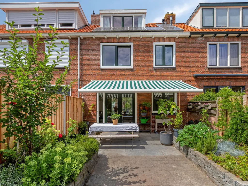 Huizingastraat 16, Leiden