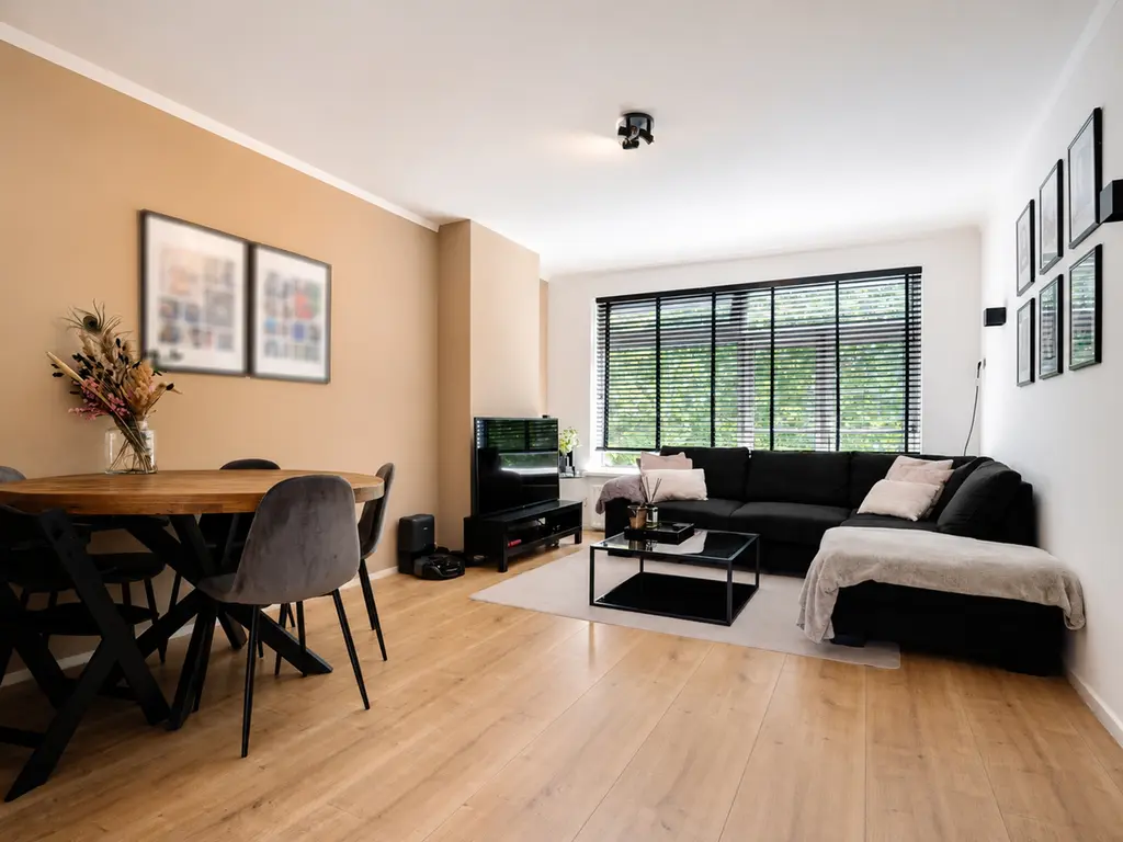 Wolweversgaarde 833, Den Haag
