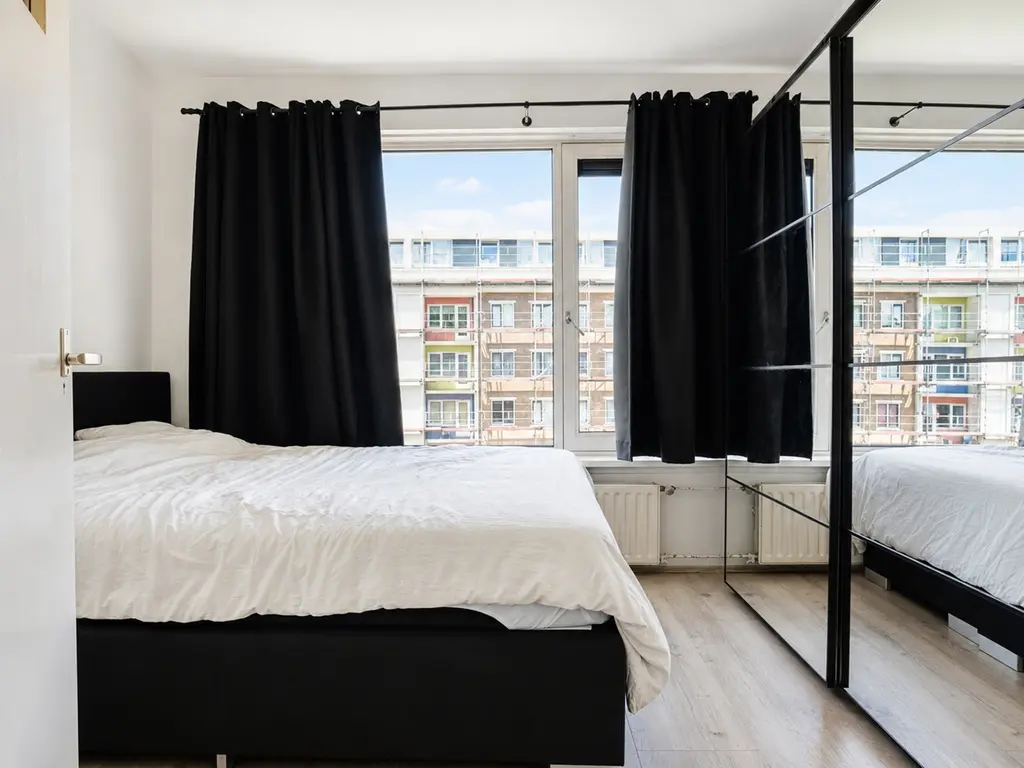 Wolweversgaarde 833, Den Haag