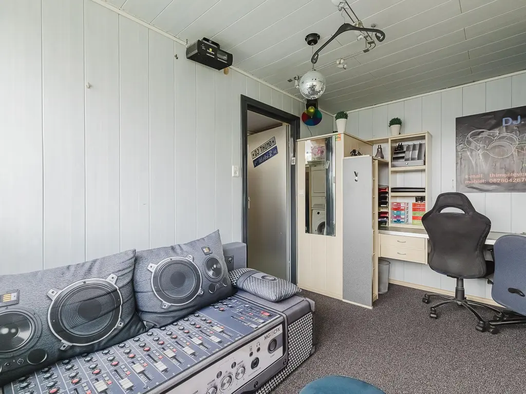 Kardinaal van Rossumstraat 32d, TILBURG