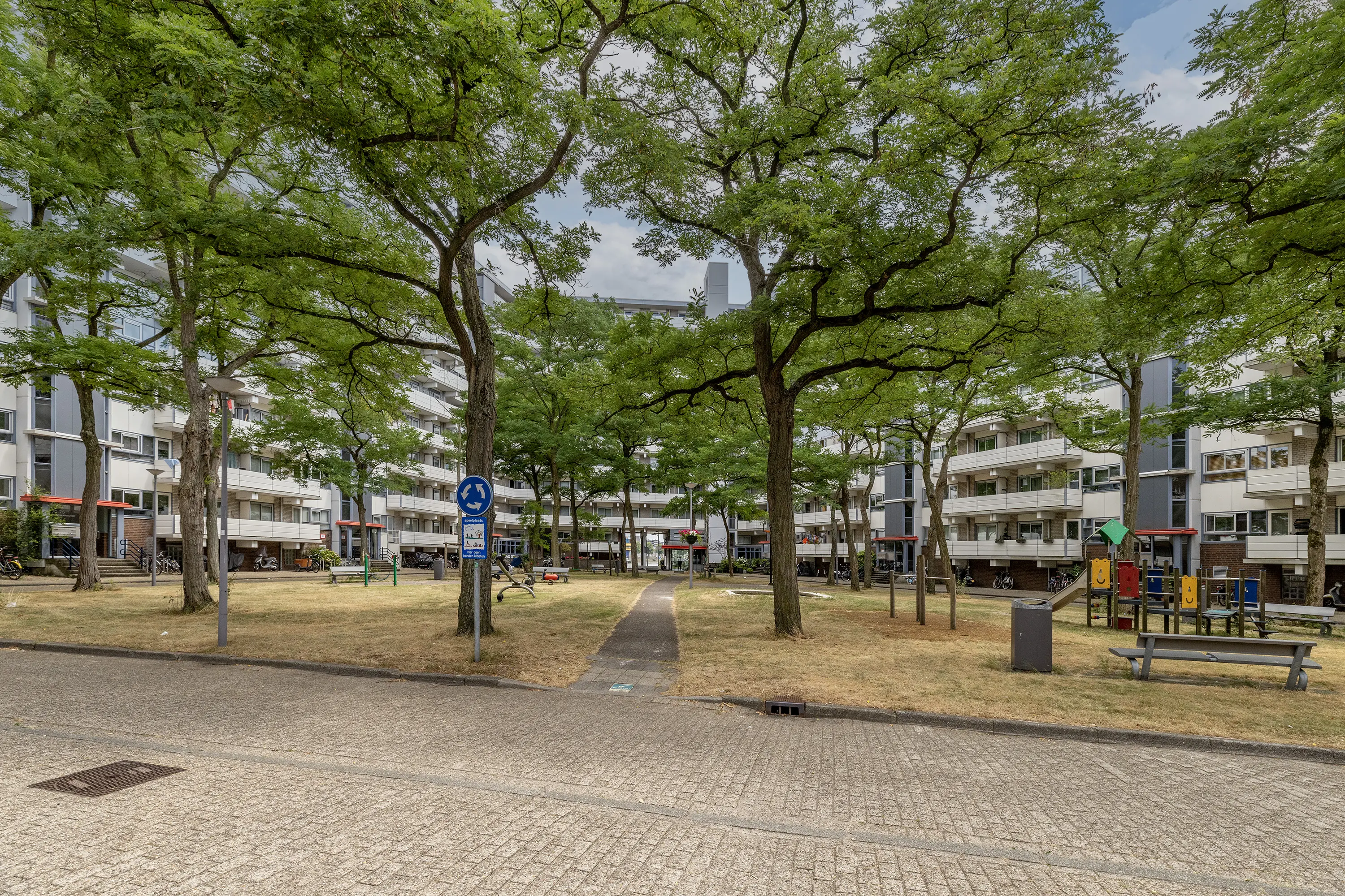Koopvaardijhof 23