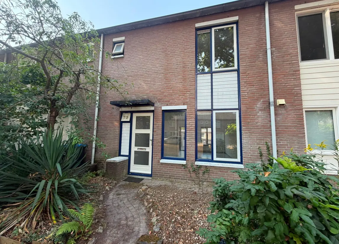 Roosje Vosstraat 73