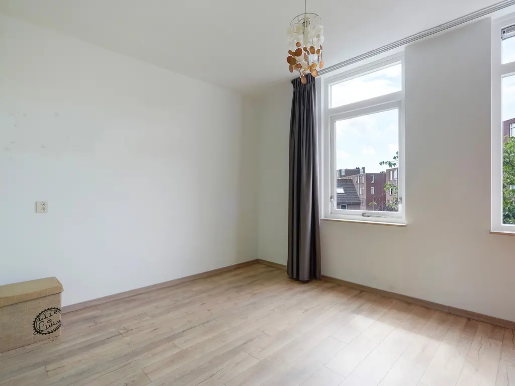 John Rädeckerkade 27, Den Haag