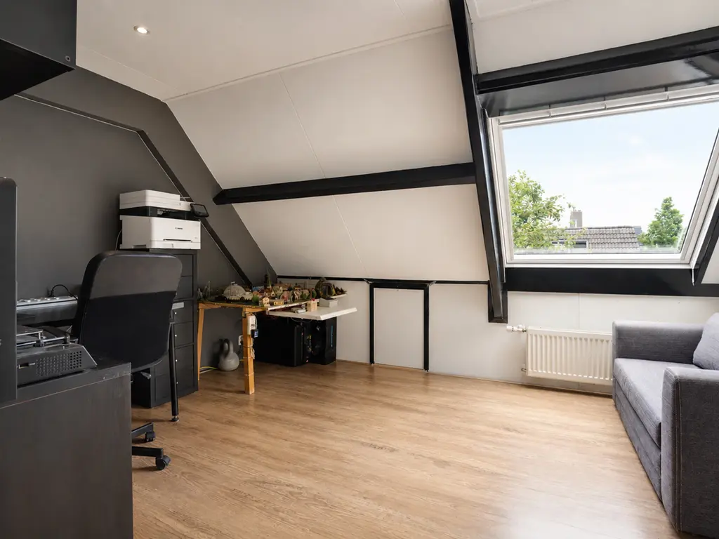 Hooischelf 7, HELLEVOETSLUIS