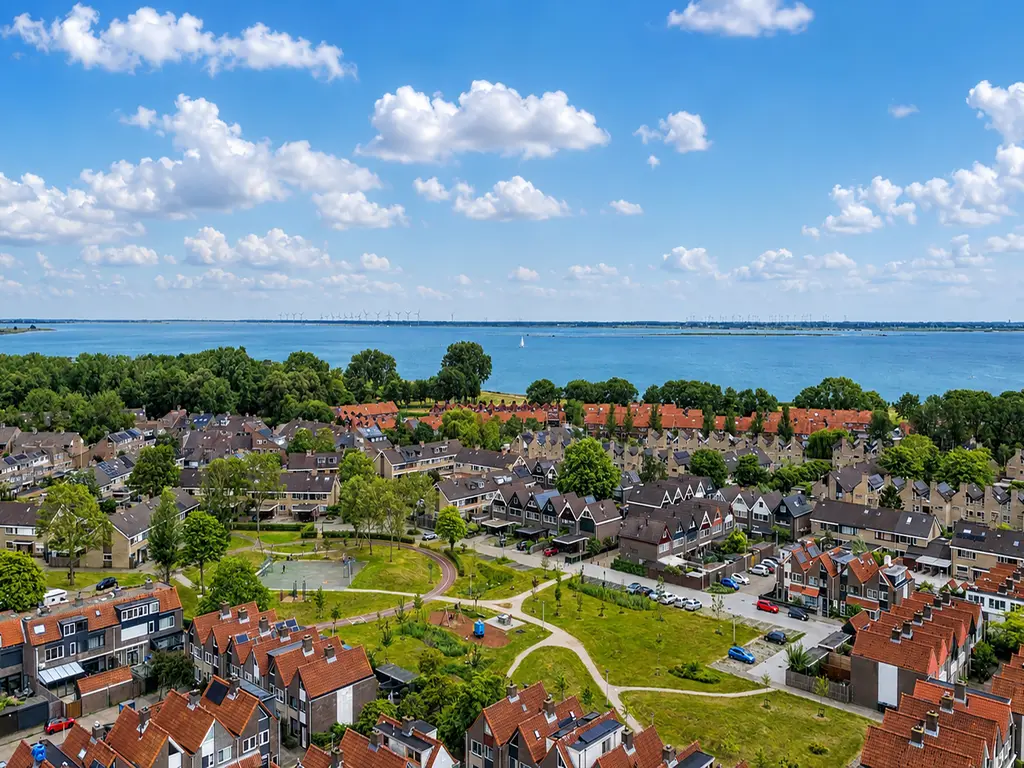 Hooischelf 7, HELLEVOETSLUIS