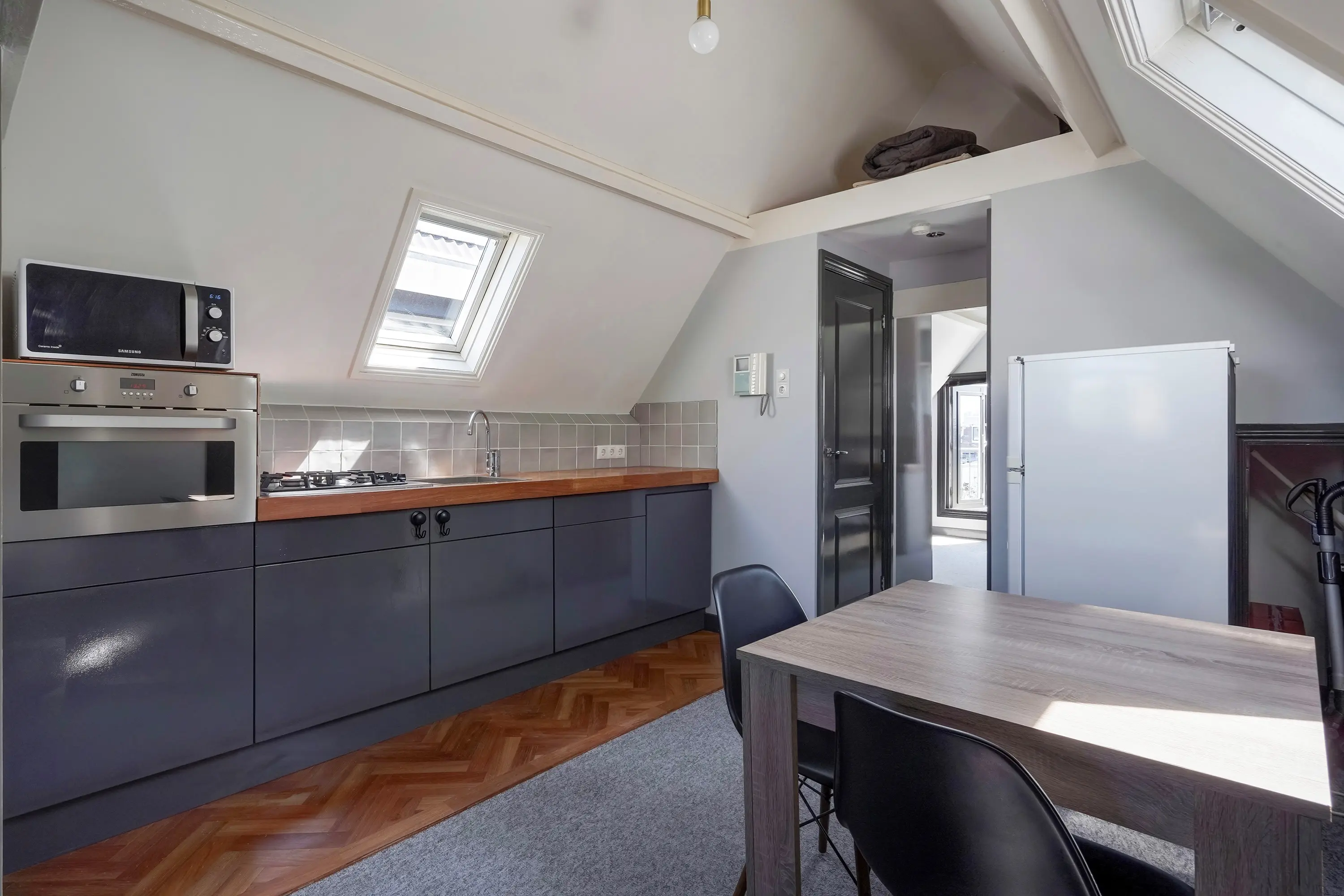 Laan Van Meerdervoort 330A