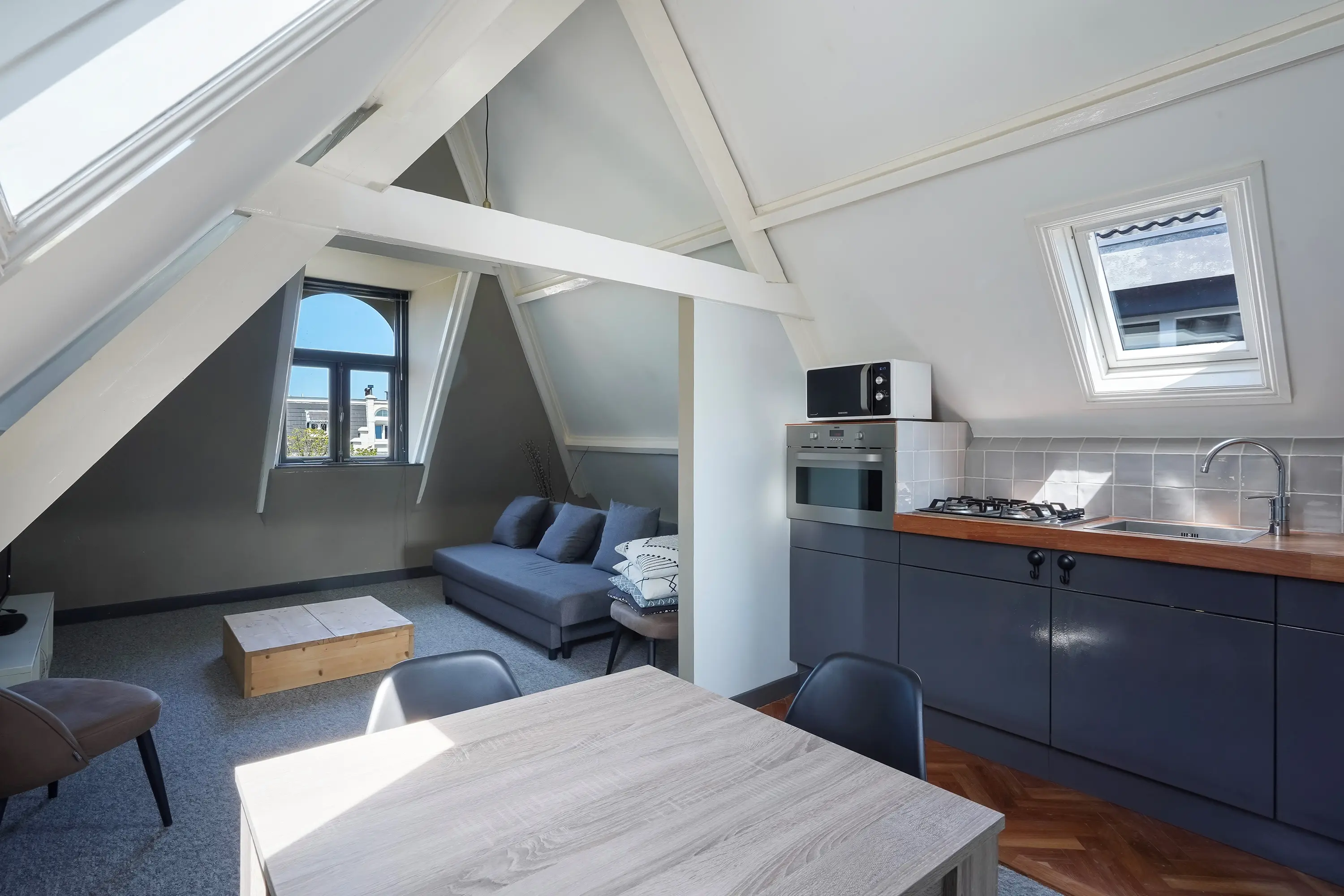 Laan Van Meerdervoort 330A
