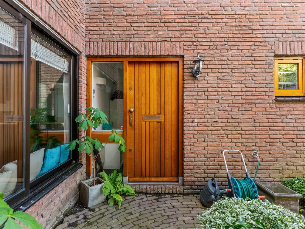 Oxfordlaan 1, Leiden
