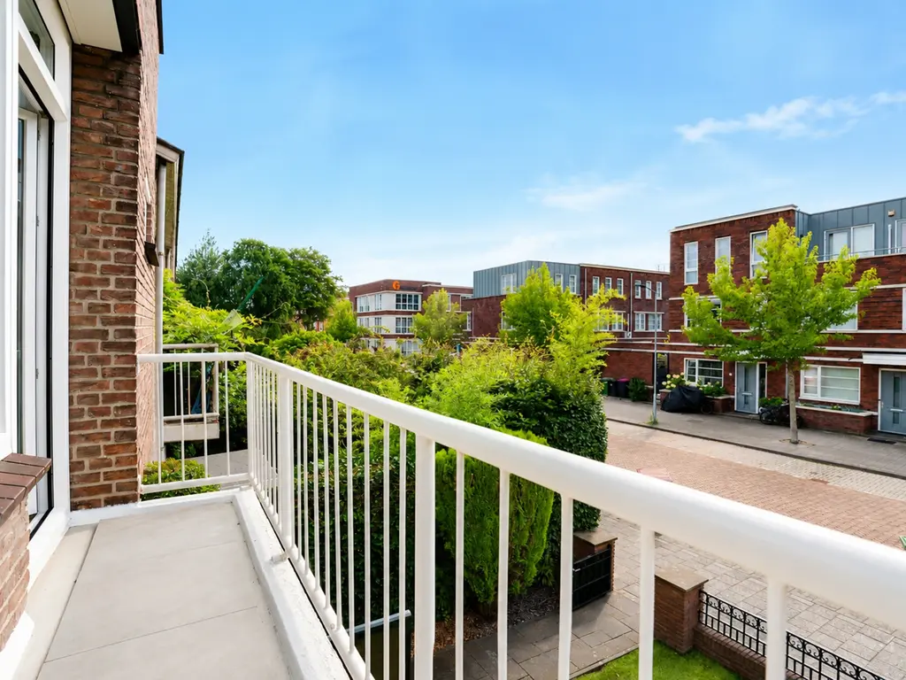 Prins Bernhardlaan 1, Leidschendam