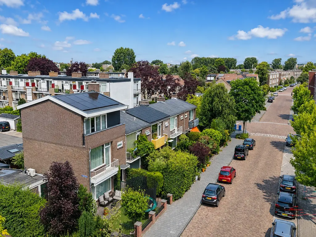 Prins Bernhardlaan 1, Leidschendam